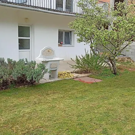 Apartmani Stolac Auberge de jeunesse *