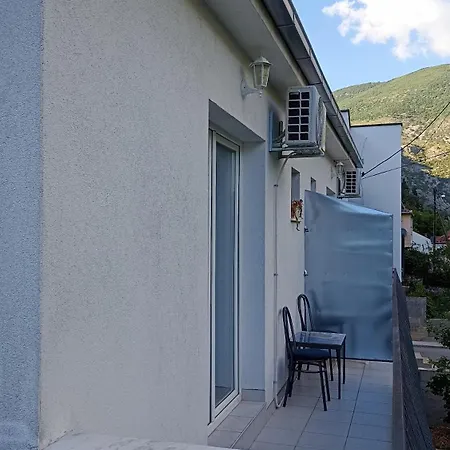 호스텔 Apartmani Stolac