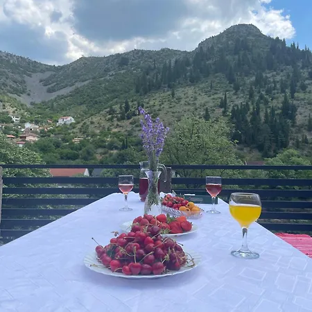 Hostel Apartmani Stolac *
